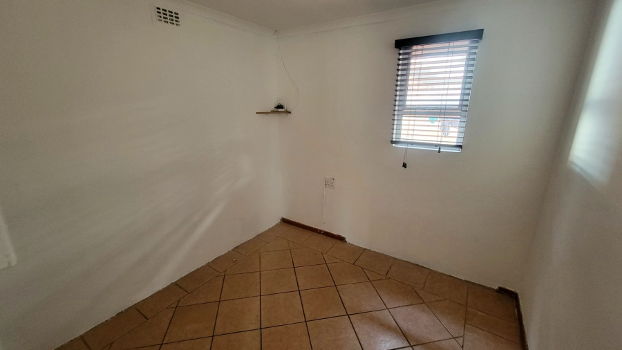 To Let 3 Bedroom Property for Rent in Bay View Western Cape